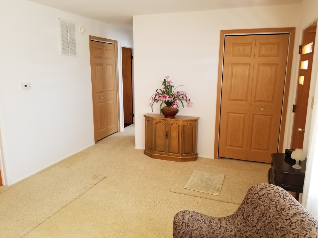 2927 South Cherokee Road Muncie, IN 47302 - Photo 5 of 16 Gallery Image 5