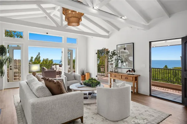 $4,799,000 | 31402 Ocean View Street, Laguna Beach, CA 92651