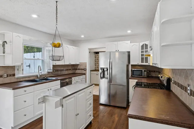 $649,000 | 8988 Big Oak Drive, Murfreesboro, TN 37129