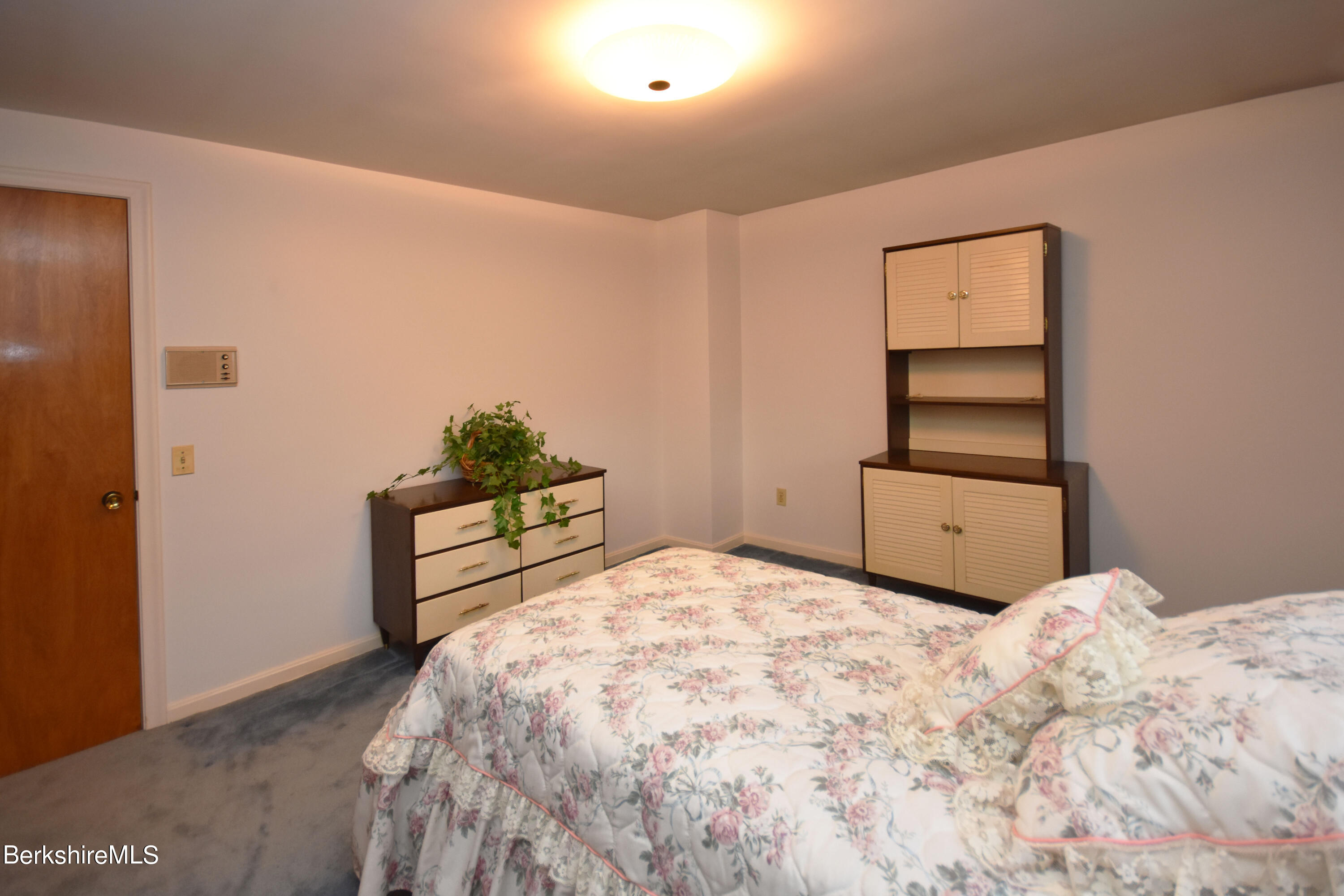 775 East New Lenox Road Pittsfield, MA 01201 - Photo 22 of 46 Bedroom #2