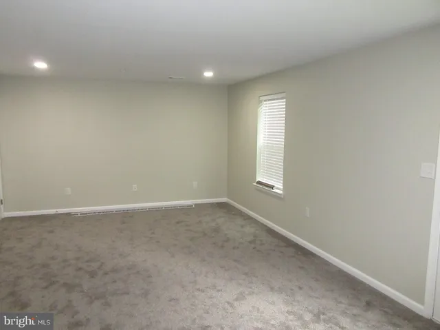 $2,800 | 707 South Twin Lakes Boulevard, Newark, DE 19711