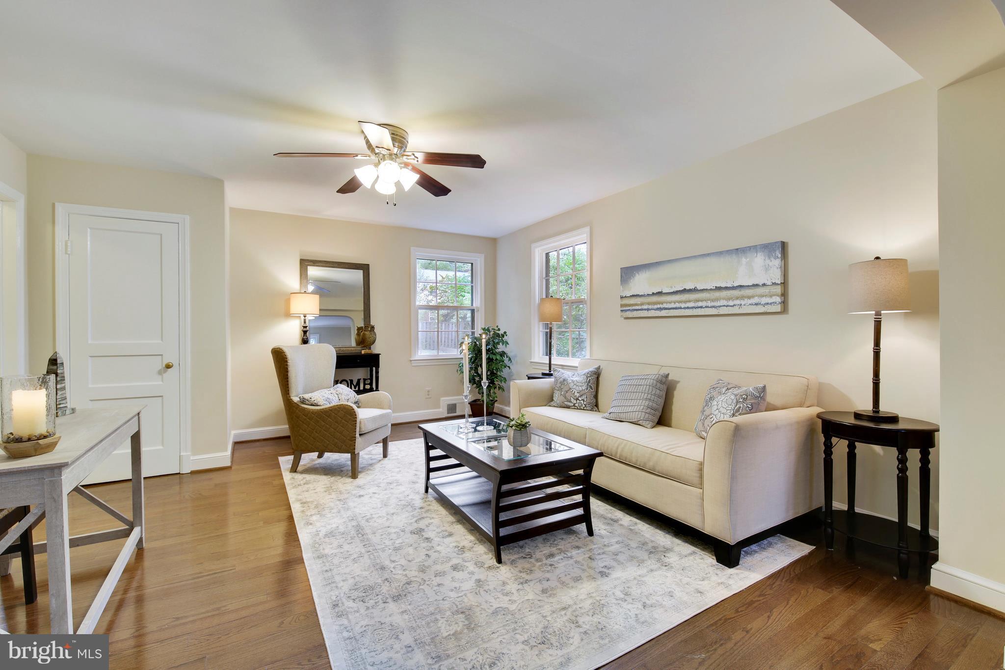 9009 Bradford Road Silver Spring, MD 20901 - Photo 8 of 24 Family Room