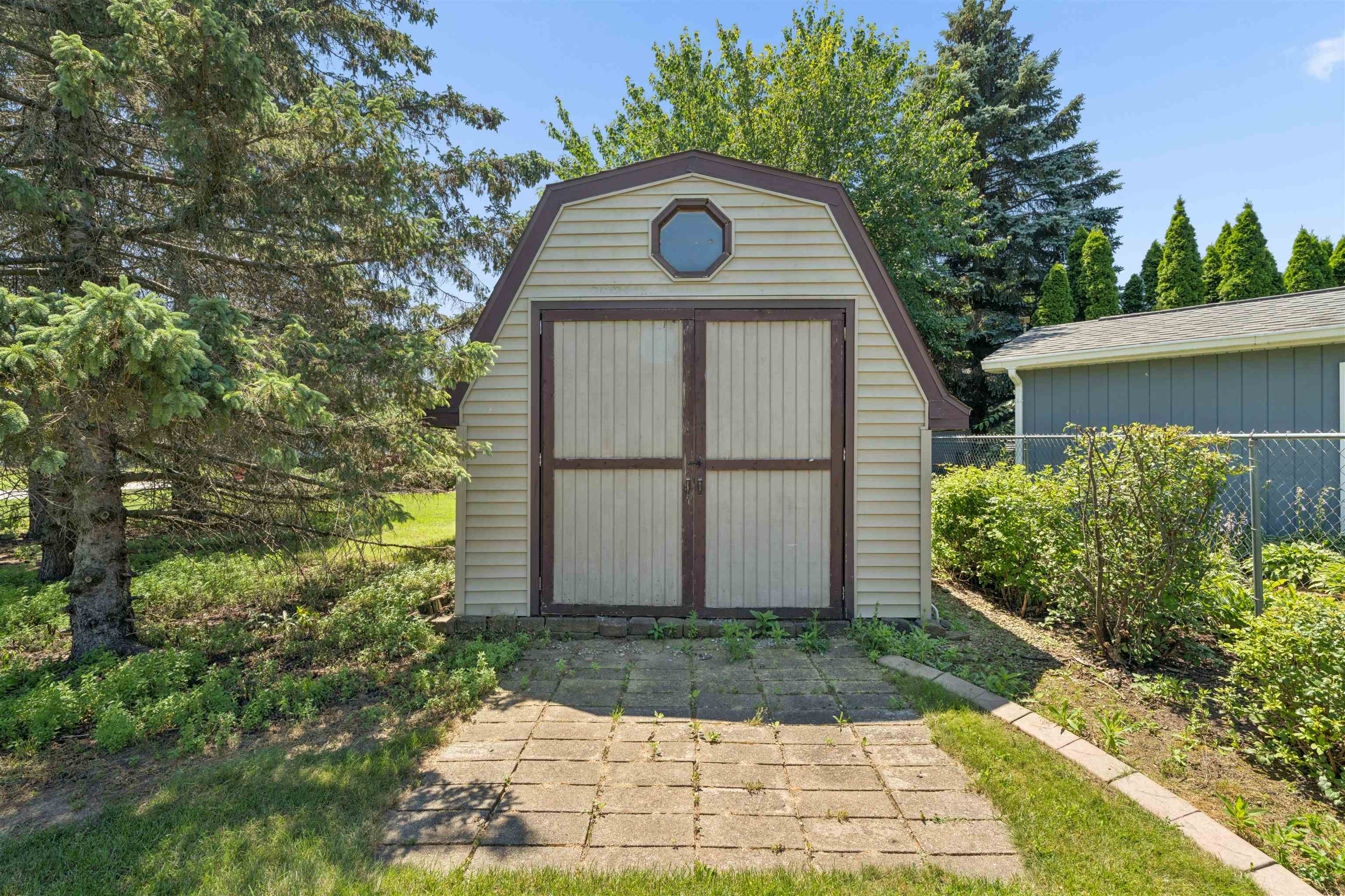 4085 Leonard Point Road Oshkosh, WI 54904 - Photo 37 of 42