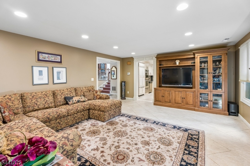 8 Norwood Road Springfield, NJ 07081 - Photo 6 of 23
