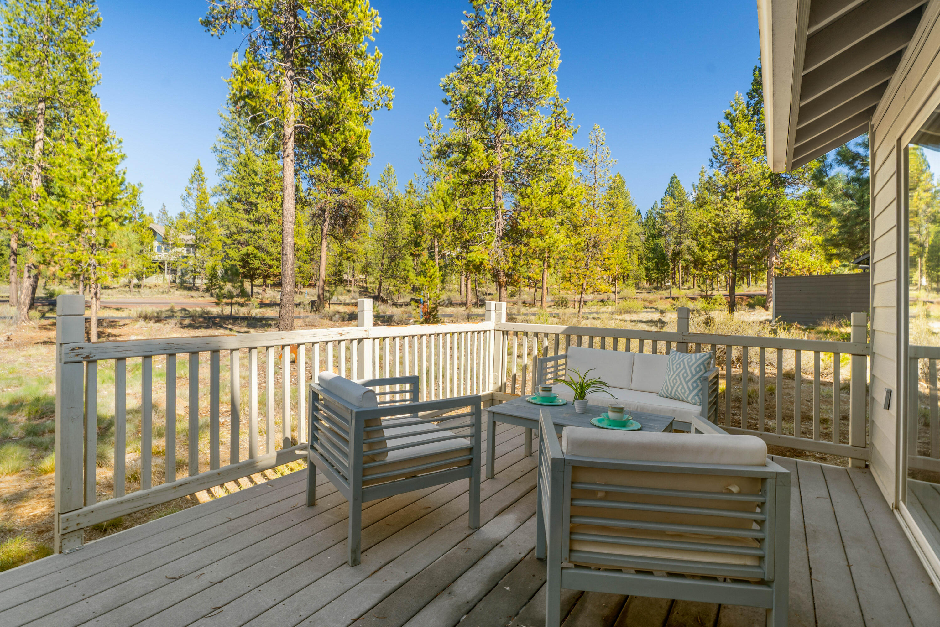 57711 Splitrock Lane, Unit 12 Sunriver, OR 97707 - Photo 16 of 21 Deck Area
