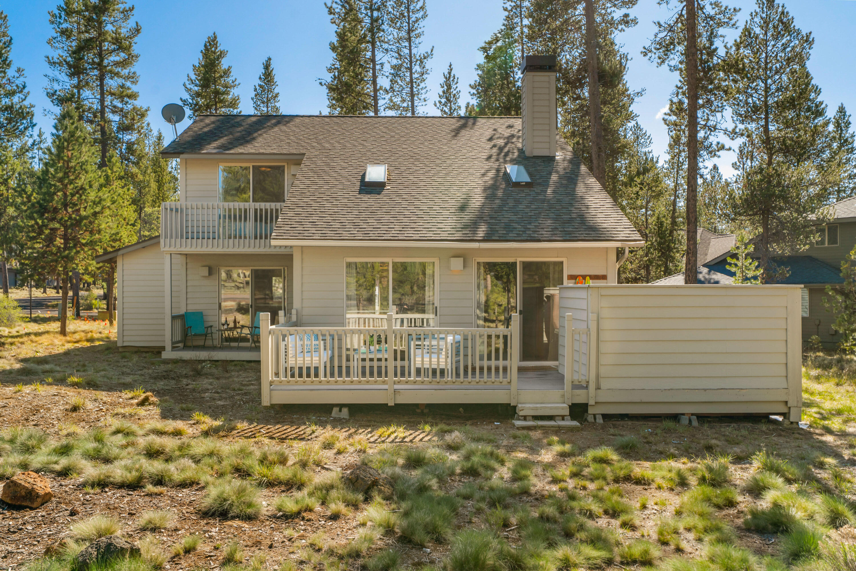 57711 Splitrock Lane, Unit 12 Sunriver, OR 97707 - Photo 17 of 21 Exterior