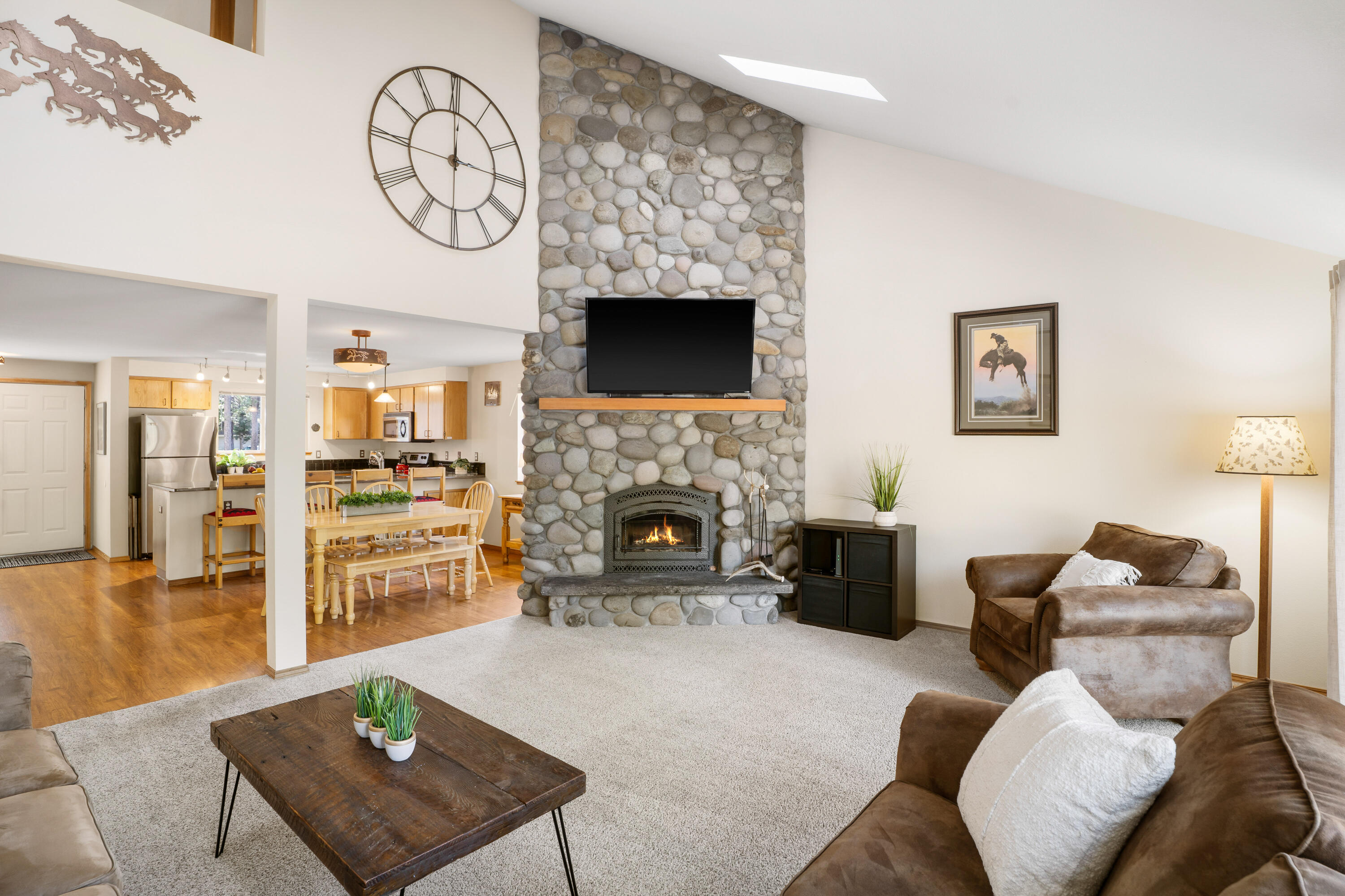 57711 Splitrock Lane, Unit 12 Sunriver, OR 97707 - Photo 2 of 21 Great Room w/Wood Fireplace