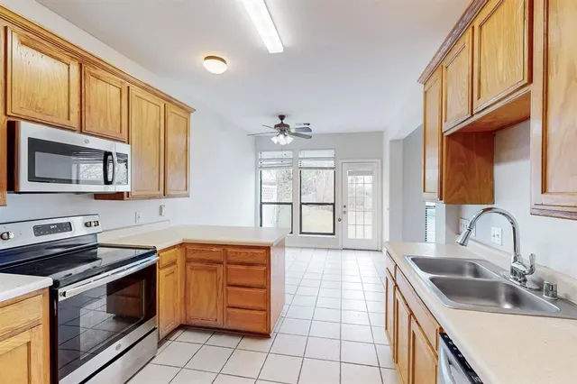 $439,000 | 8000 Arbor Avenue, Fort Worth, TX 76116