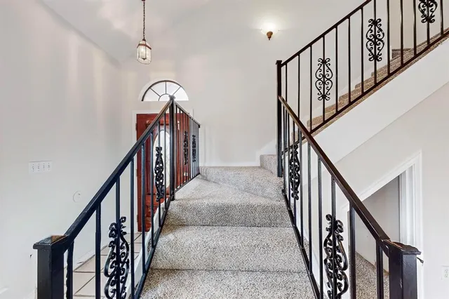 $439,000 | 8000 Arbor Avenue, Fort Worth, TX 76116