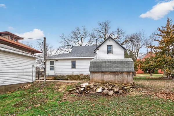 $194,000 | 510 5th Street Northwest, Faribault, MN 55021