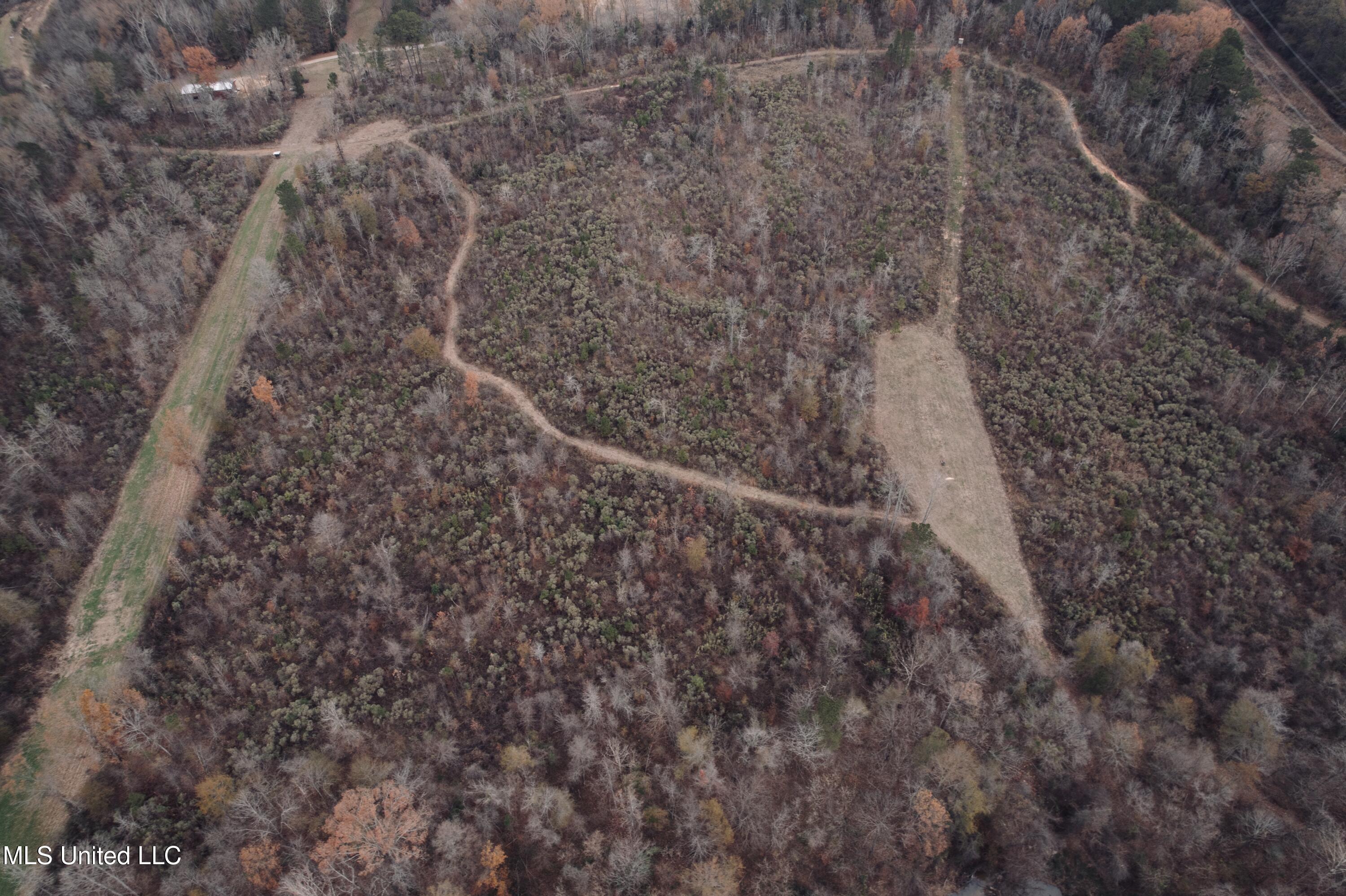1445 Parsons Road Raymond, MS 39154 - Photo 25 of 56 Photo Dec 17 2025, 4 05 16 PM