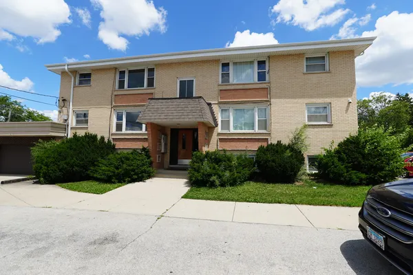$1,625 | 347 Dalewood Avenue, Unit 5, Wood Dale, IL 60191