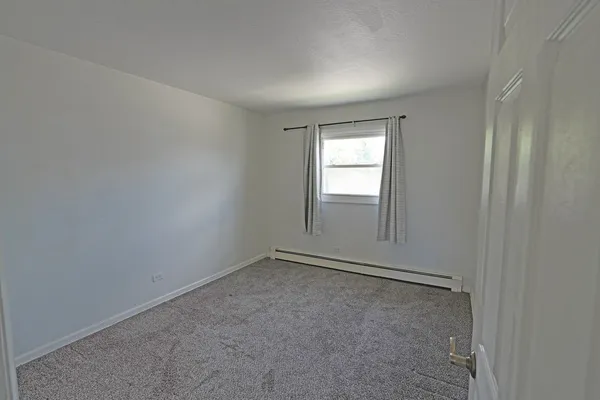 $1,625 | 347 Dalewood Avenue, Unit 5, Wood Dale, IL 60191