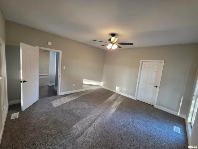 $364,900 | 14164 5 Points Road, Petersburg, IL 62675