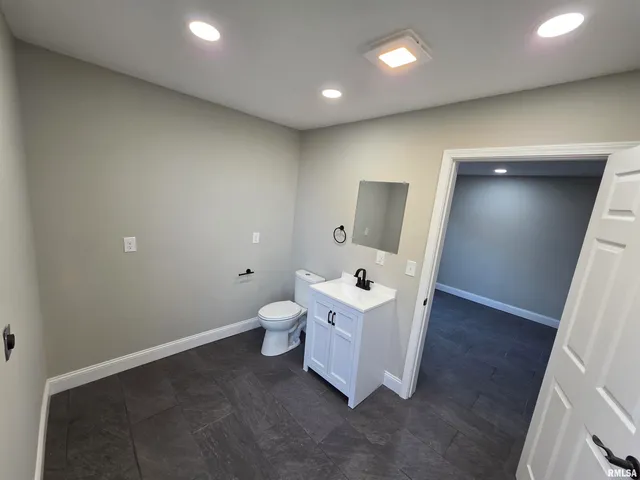 $364,900 | 14164 5 Points Road, Petersburg, IL 62675