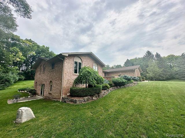 318 Ridgewood Road Rochester, MI 48306 - Photo 27 of 34 Gallery Image 27