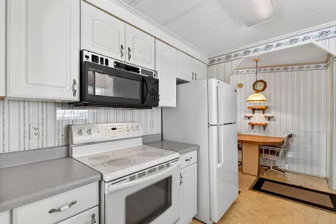 $124,900 | 8906 31st Avenue East, Palmetto, FL 34221
