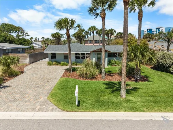 $779,000 | 818 Hope Avenue, New Smyrna Beach, FL 32169
