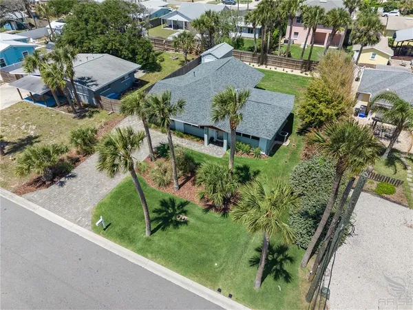 $779,000 | 818 Hope Avenue, New Smyrna Beach, FL 32169
