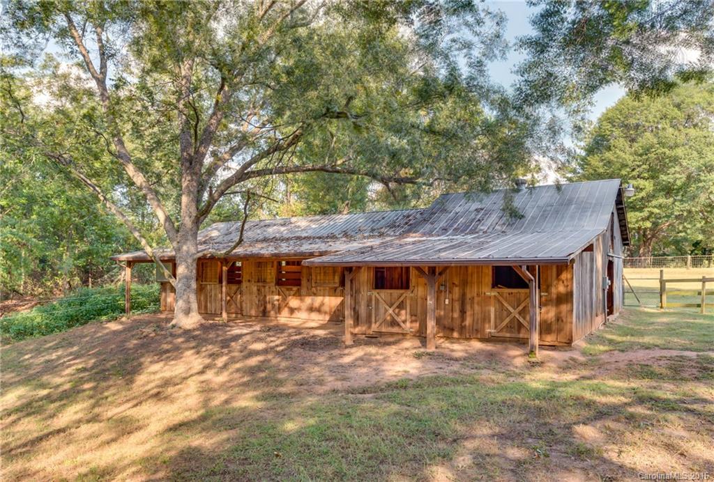 300 West Melvin Hill Road Columbus, NC 28722 - Photo 2 of 24 Gallery Image 2