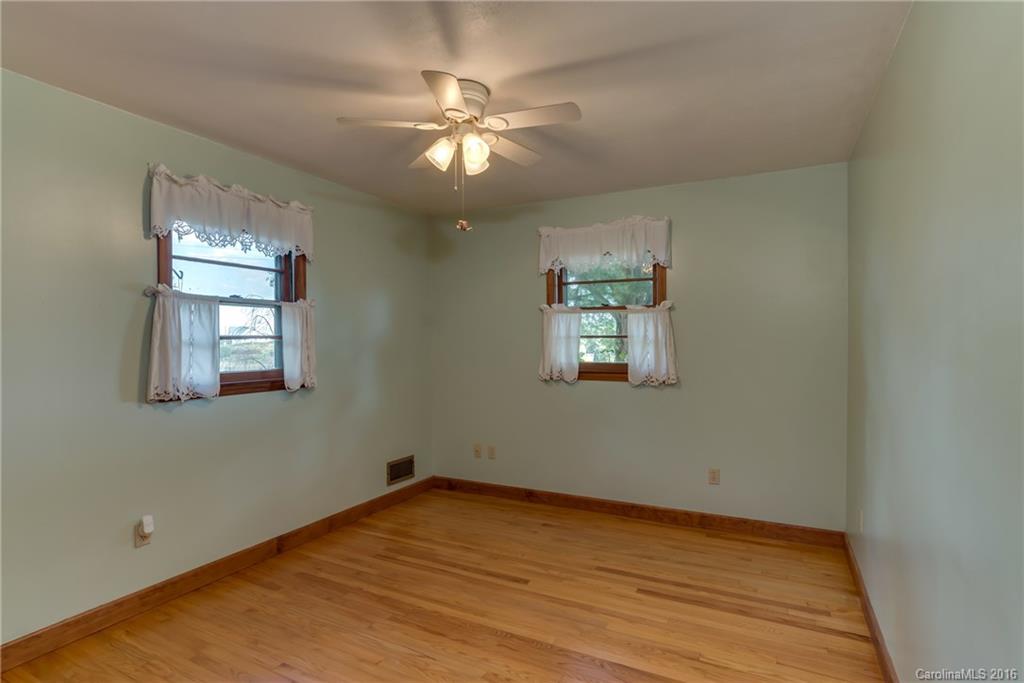 300 West Melvin Hill Road Columbus, NC 28722 - Photo 16 of 24 Gallery Image 16