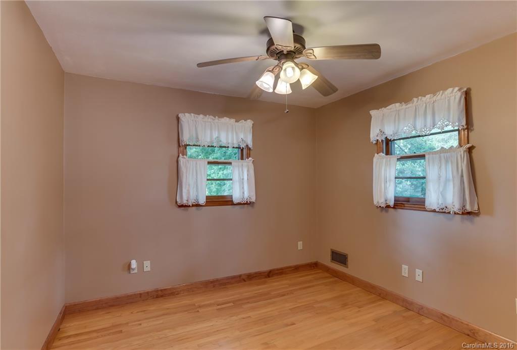 300 West Melvin Hill Road Columbus, NC 28722 - Photo 17 of 24 Gallery Image 17