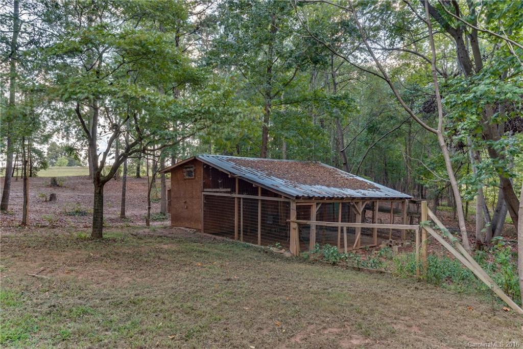 300 West Melvin Hill Road Columbus, NC 28722 - Photo 5 of 24 Gallery Image 5