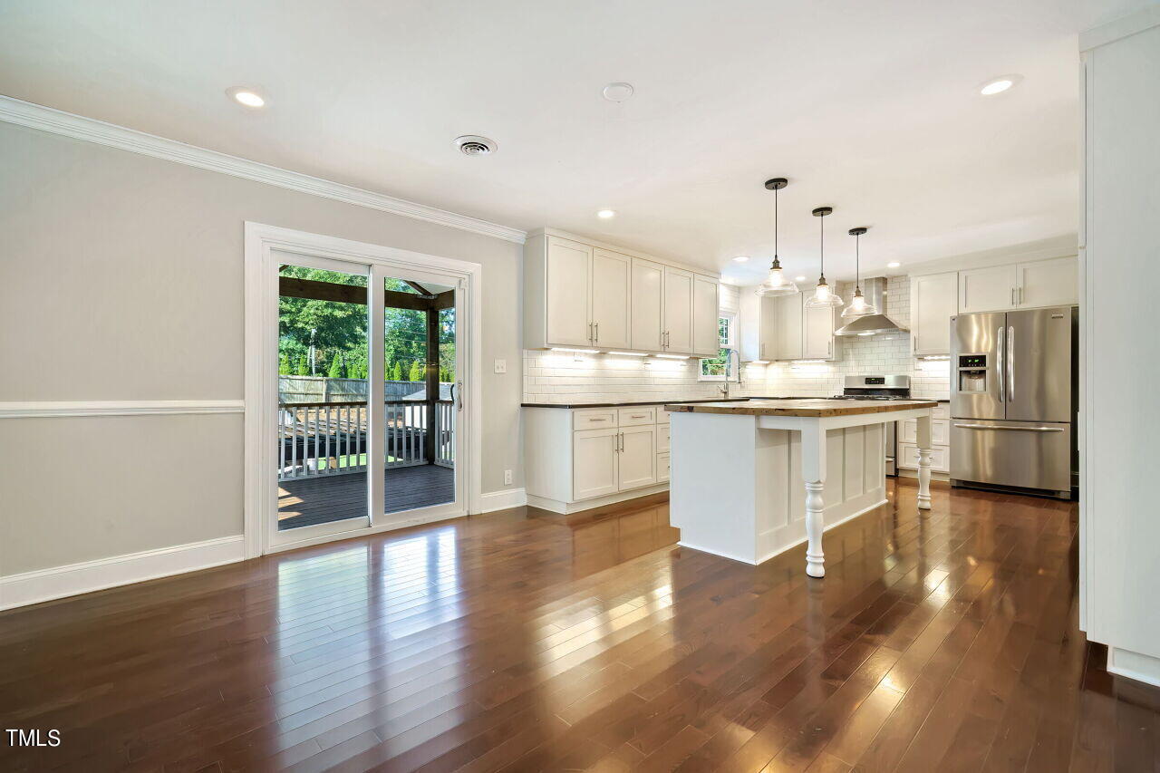 6301 Lewisand Circle Raleigh, NC 27615 - Photo 8 of 31 009-1280x960-photo