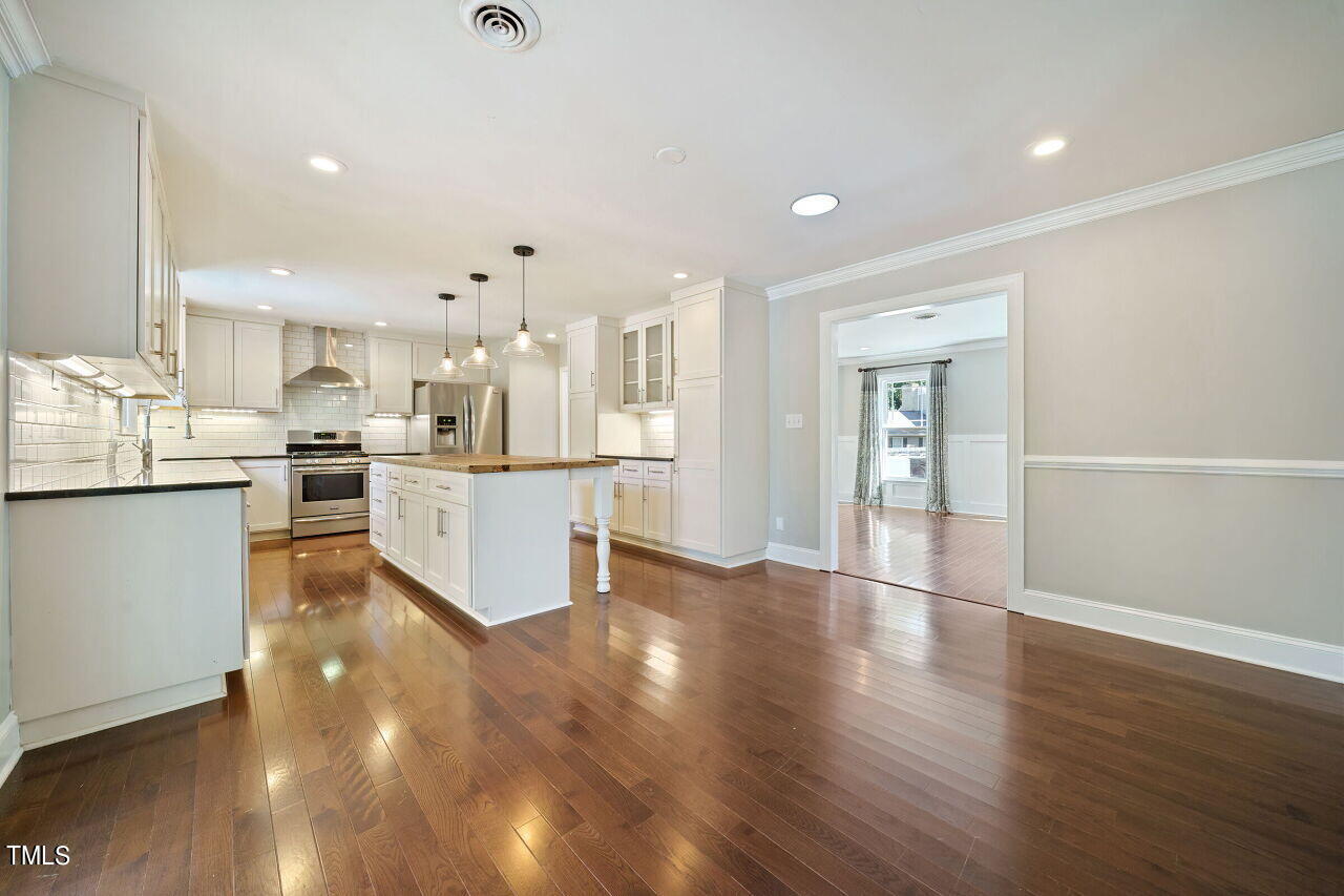 6301 Lewisand Circle Raleigh, NC 27615 - Photo 9 of 31 010-1280x960-photo