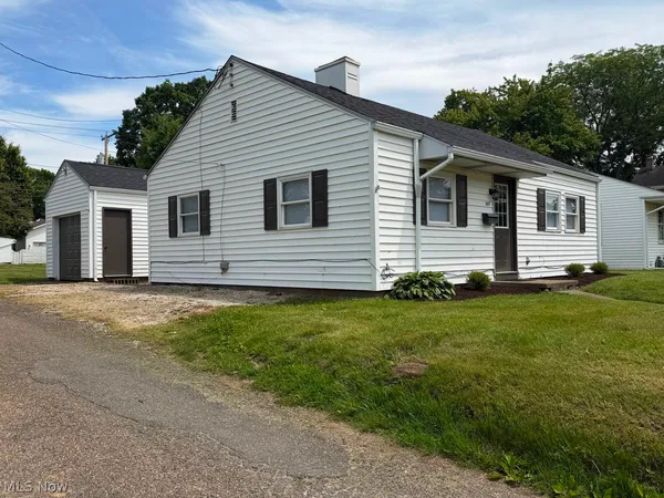 $162,900 | 201 Union Avenue Northwest, Dover, OH 44622