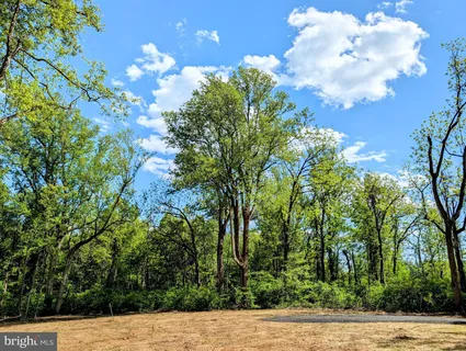 $230,000 | 3964 Hidden Valley Lane, Linden, VA 22642