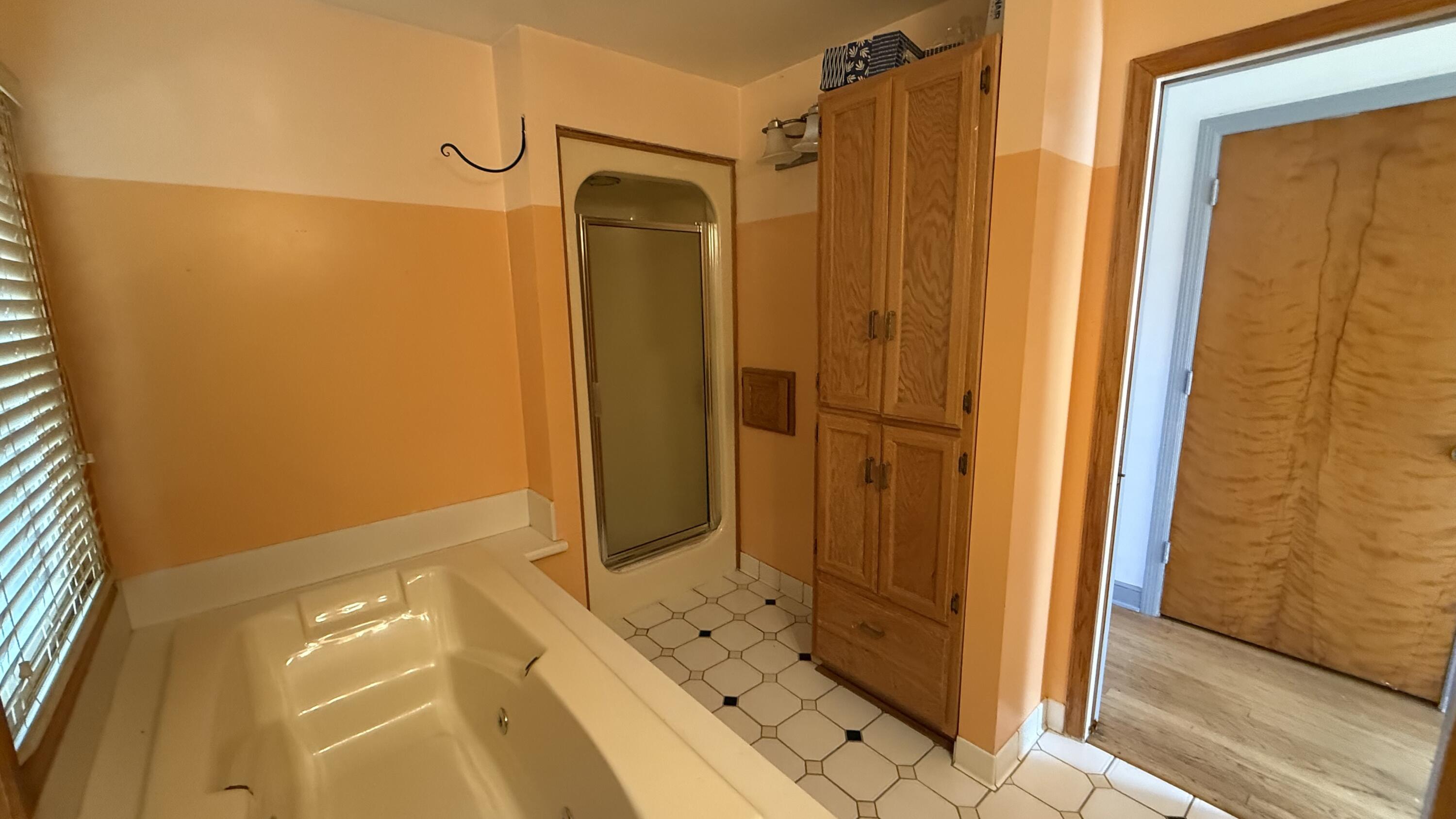 3200 North Main Street Racine, WI 53402 - Photo 16 of 33 IMG_2181