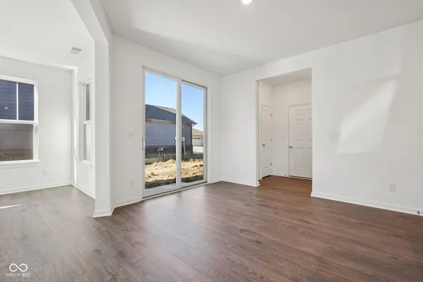 $399,999 | 2736 Evergreen Avenue, Plainfield, IN 46168