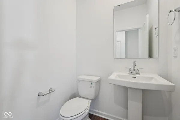 $399,999 | 2736 Evergreen Avenue, Plainfield, IN 46168