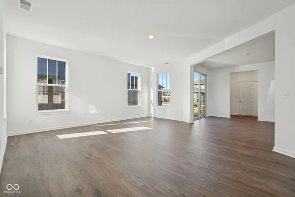 $399,999 | 2736 Evergreen Avenue, Plainfield, IN 46168