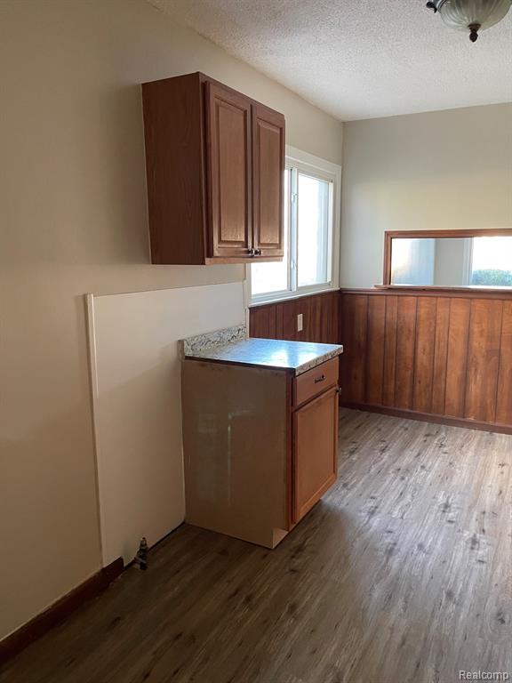 14566 Toepfer Road Warren, MI 48089 - Photo 9 of 12