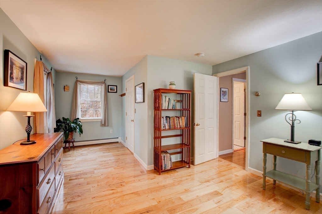 58 Castle Road Fitchburg, MA 01420 - Photo 21 of 38