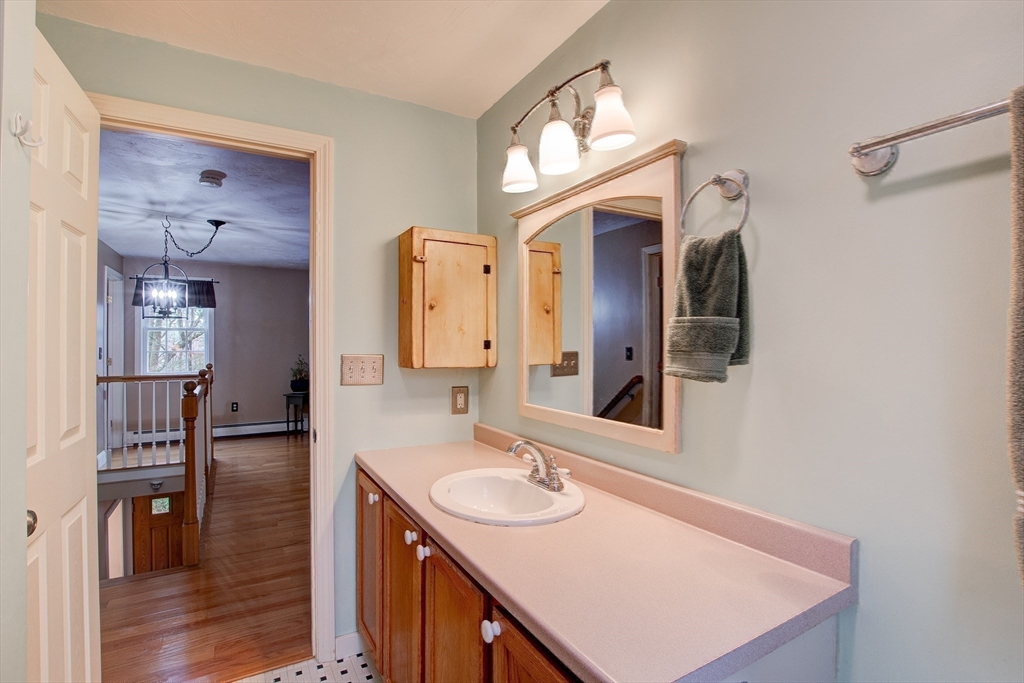 58 Castle Road Fitchburg, MA 01420 - Photo 23 of 38