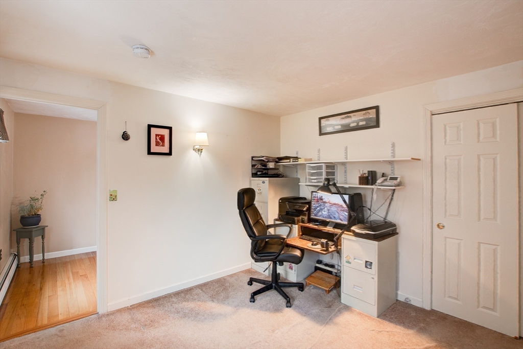 58 Castle Road Fitchburg, MA 01420 - Photo 28 of 38