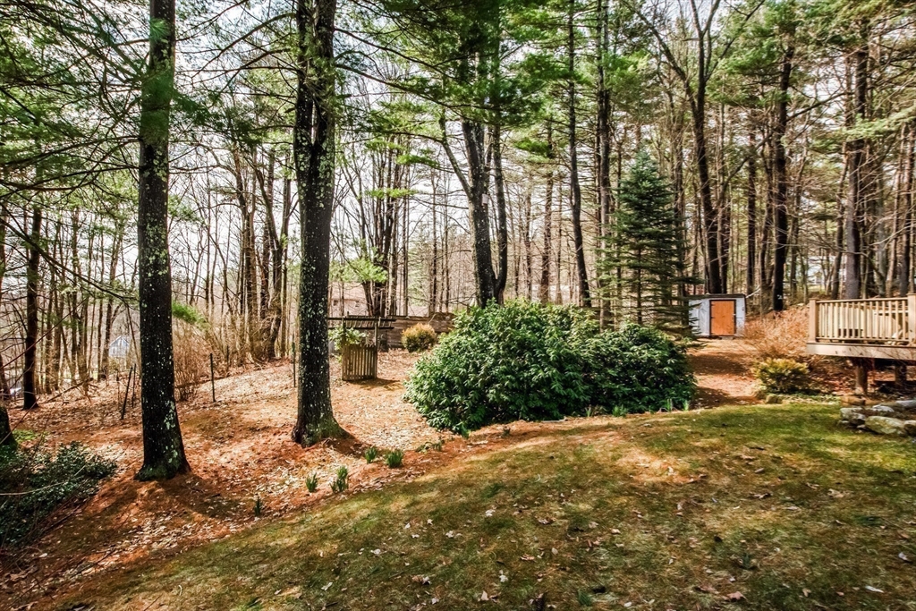 58 Castle Road Fitchburg, MA 01420 - Photo 4 of 38