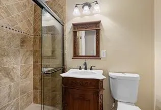 $449,900 | 15621 Meadow Lane, Excelsior Springs, MO 64024