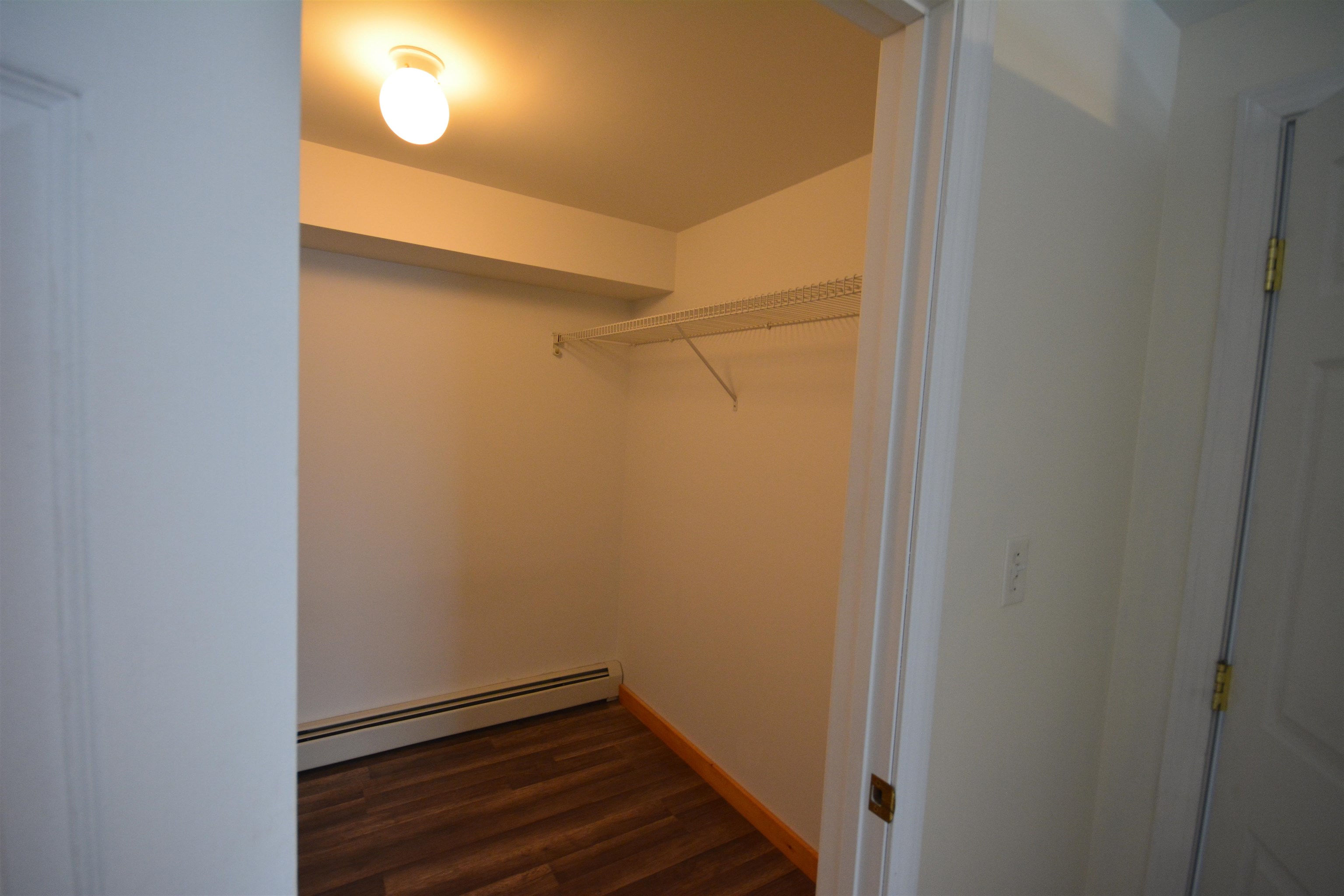 7 Sunnyview Drive, Unit B Ossipee, NH 03864 - Photo 4 of 7