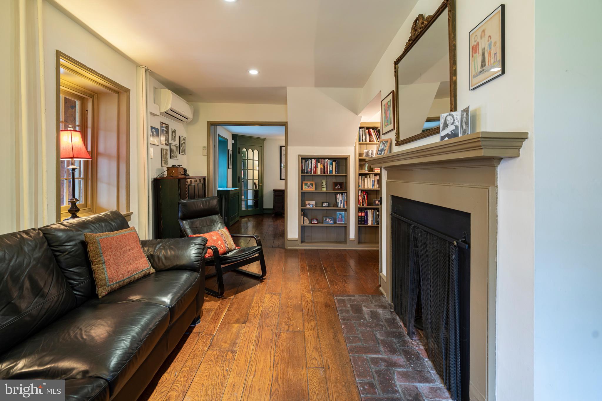 425 Roumfort Road Philadelphia, PA 19119 - Photo 16 of 34