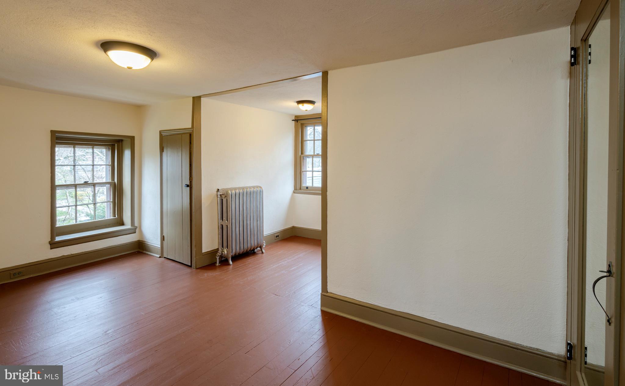 425 Roumfort Road Philadelphia, PA 19119 - Photo 25 of 34