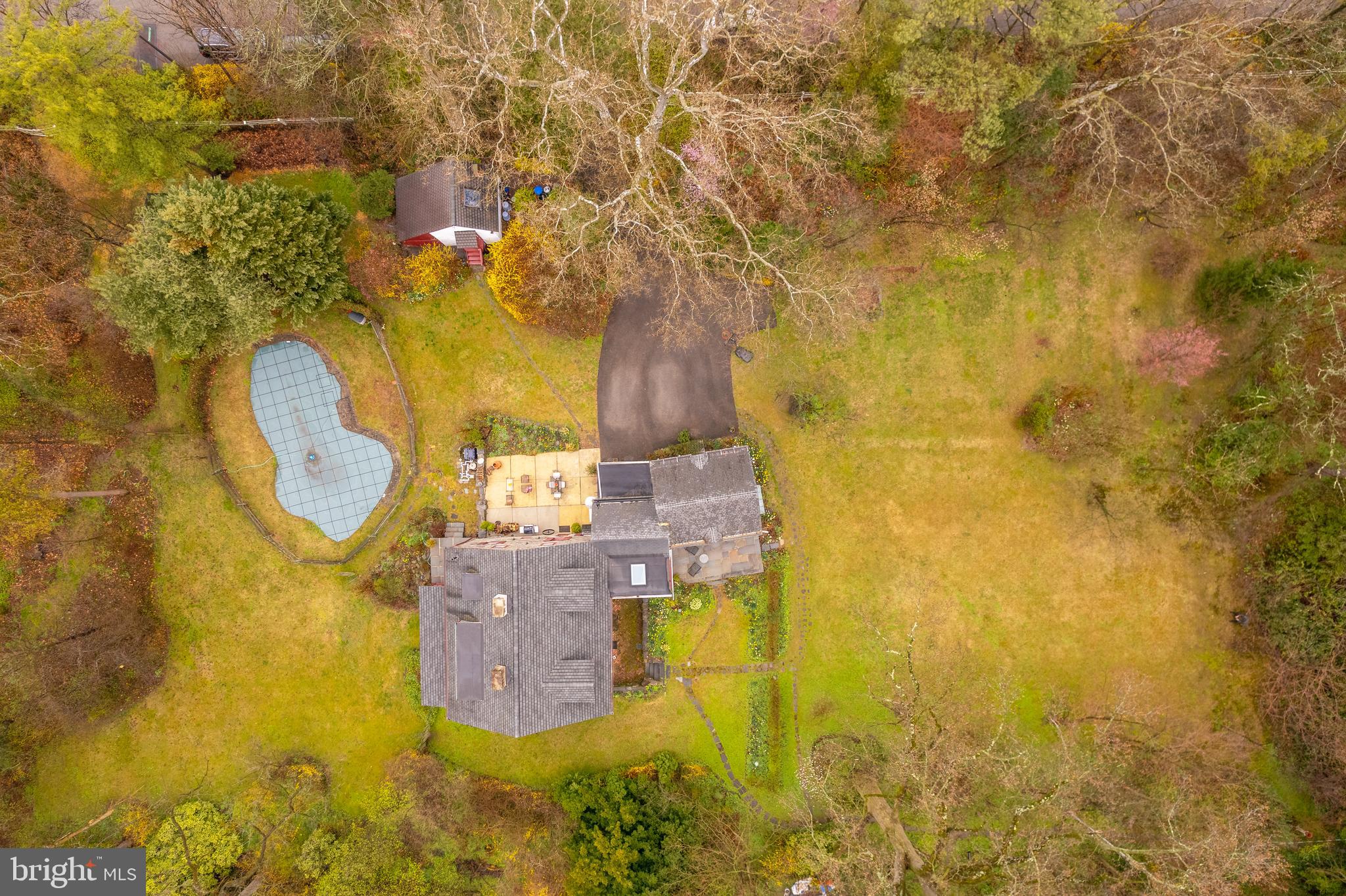 425 Roumfort Road Philadelphia, PA 19119 - Photo 33 of 34