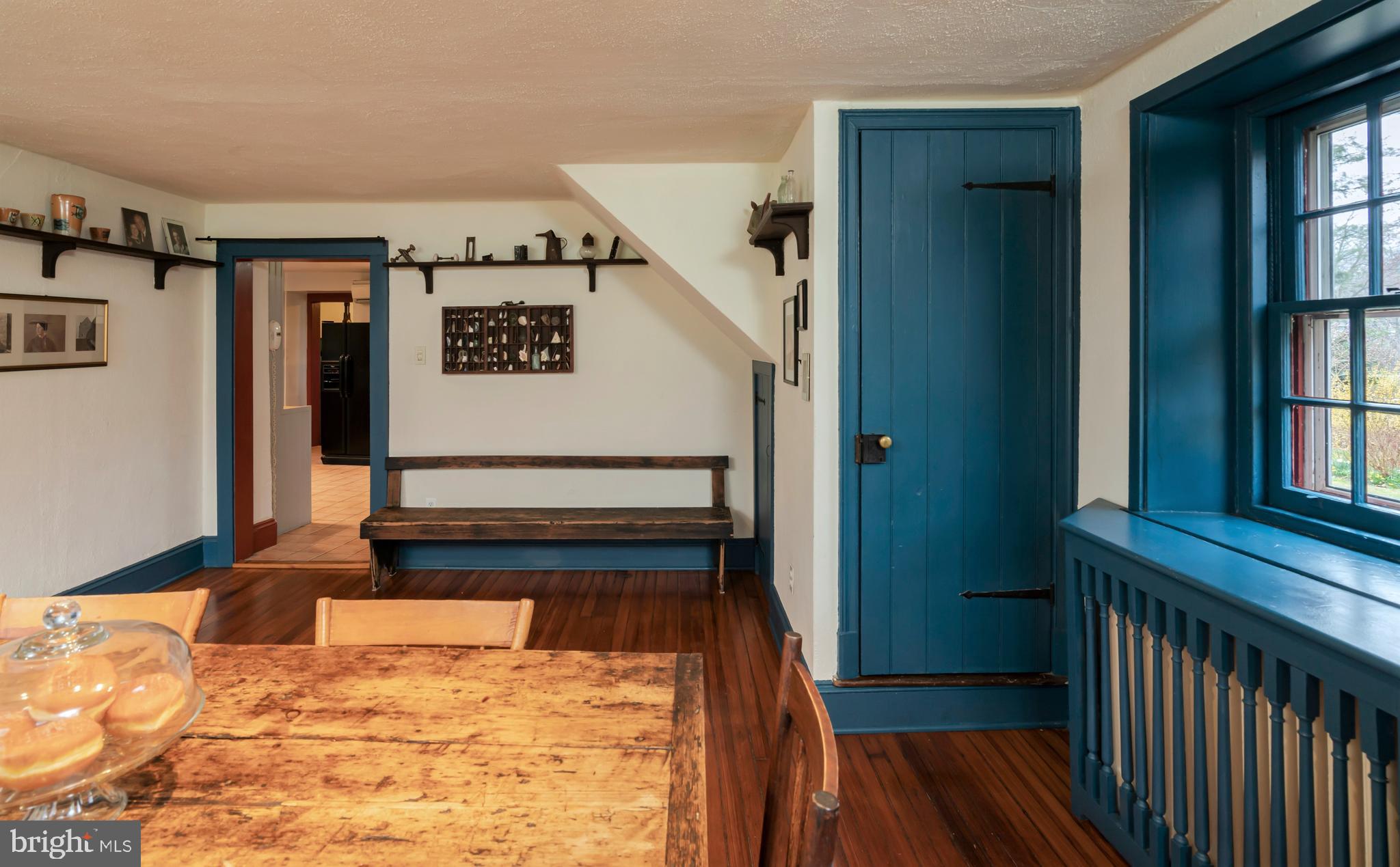 425 Roumfort Road Philadelphia, PA 19119 - Photo 6 of 34