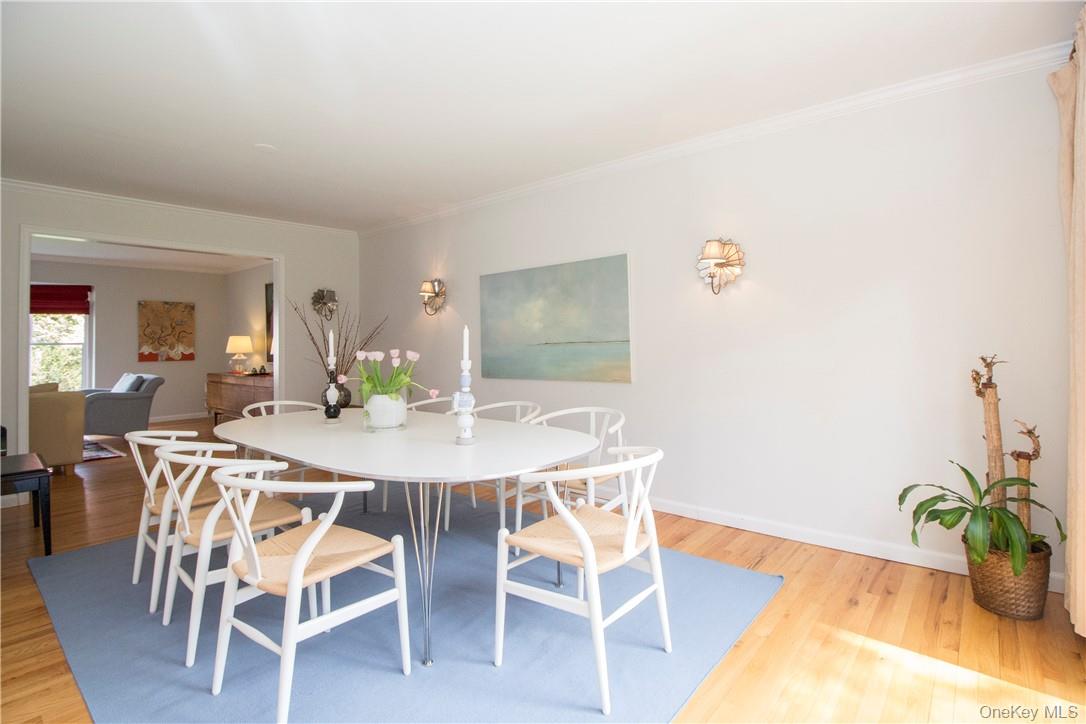 4 Dalphin Drive Rye, NY 10580 - Photo 6 of 24 Dining room from kitchen door looking towards living room