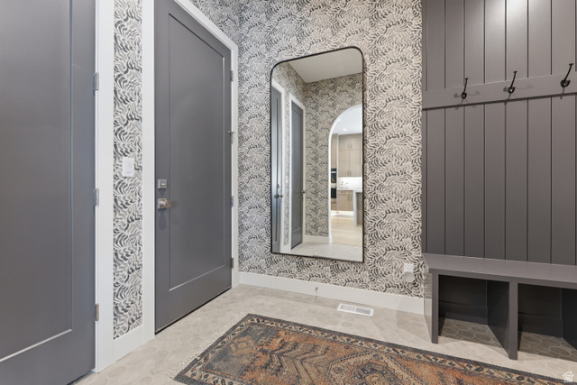 2559 West Aurora Avenue Mapleton, UT 84664 - Photo 4 of 60 Mudroom