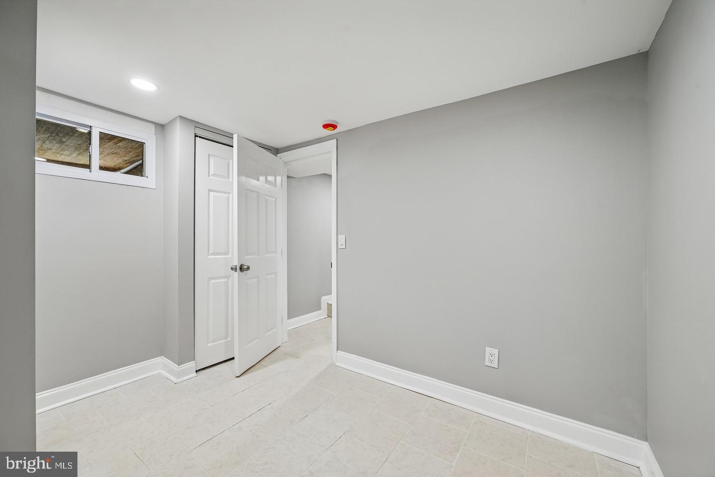 628 Roundview Road Baltimore, MD 21225 - Photo 29 of 47 Gallery Image 29
