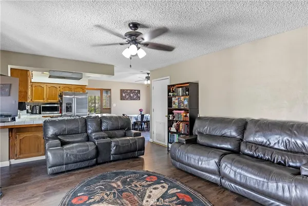 $399,000 | 21921 Fig Court, Tehachapi, CA 93561